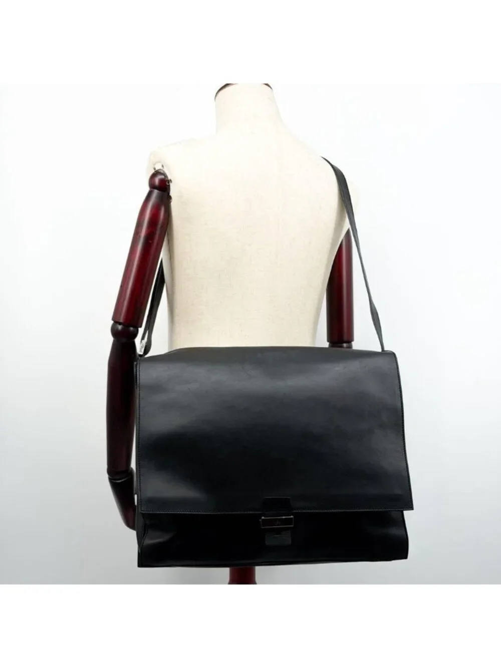 Gucci Tom Ford Era Shoulder Bag Leather Vintage Flap